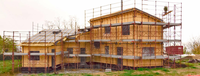 Las paredes de madera del sistema de construción BioHabitat son transpirables